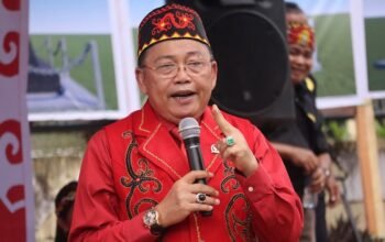 Cornelis Soroti 700 Desa di Kalbar Gelap Gulita Tidak Ada Listrik
